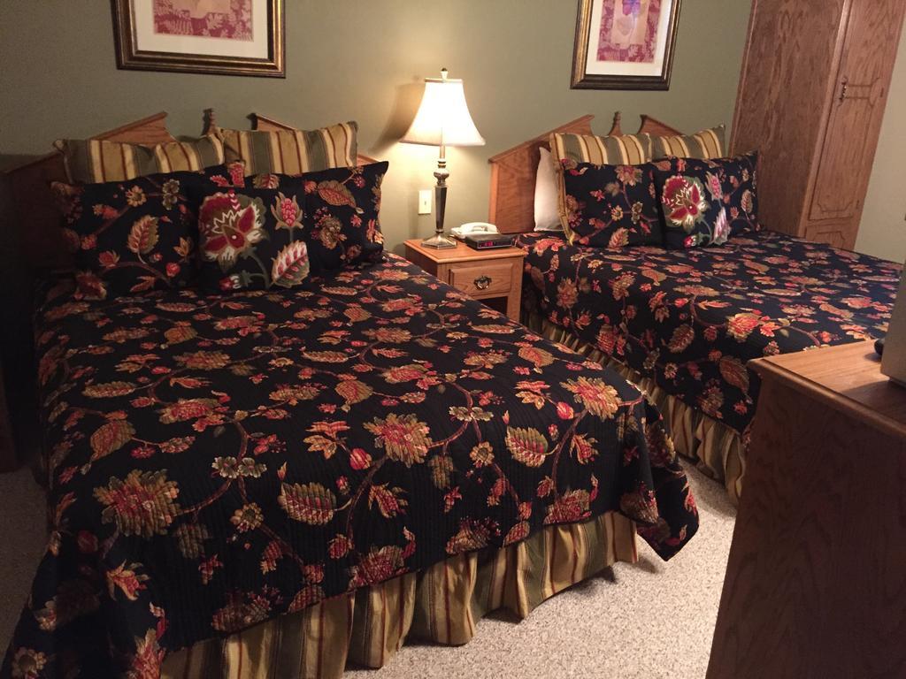 High Point Inn Ephraim Bagian luar foto